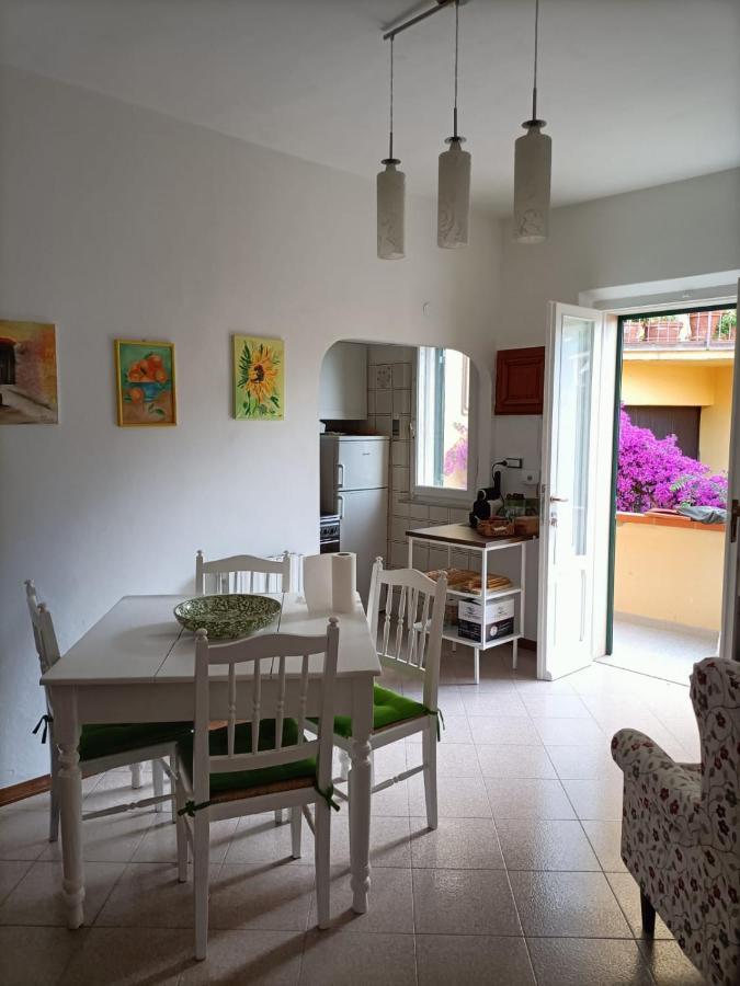 In Panoramica Da Mechina Appartement Porto Santo Stefano  Buitenkant foto